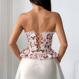 Isolde – Haut en dentelle florale